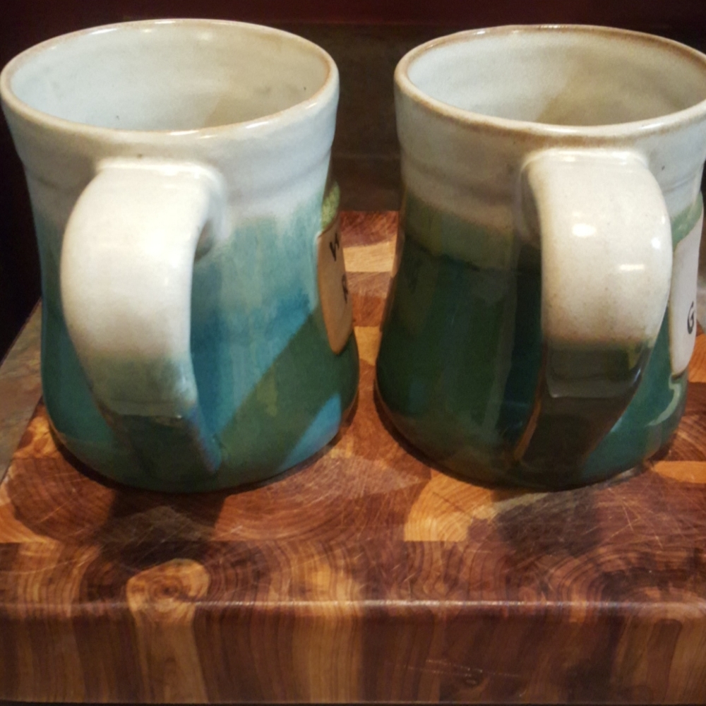 WOMEN SET OF 2 COFFEE MUGS - Picture 2 of 7